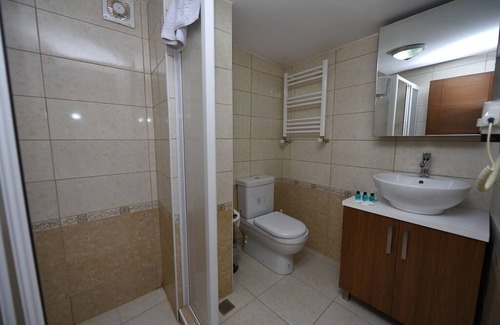 Emin Sinan Apartamento | Habitación doble con balcón y vistas al mar