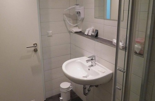 Calw Apartamento | Double room with private bathroom, max. 2 people