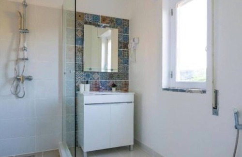 Pera Casa | Double Room with Private Bathroom - Lima4