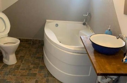 Corbu Villa | Double Room With Private Bathroom at CORBU ACCOMMODATION