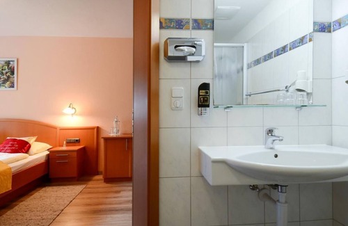 Abtenau Casa | Habitación doble con ducha, WC - Traunstein, Gasthaus Landhotel