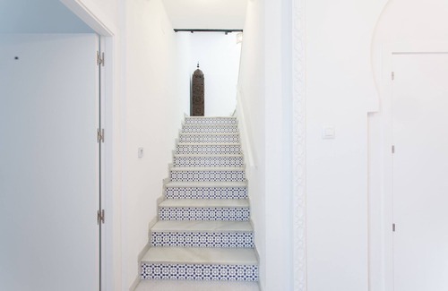 San Francisco-Ribera Apartamento | Altabib Riad-Suite doble con balcón y Columna Hidromasaje