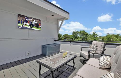 Berry Hill Casa | Double Treble - 2 Townhomes - Private Rooftops