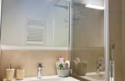 Crescenzago Casa | Double with private room bathroom