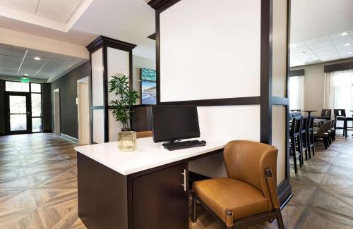 Mount Pleasant Hotel | DoubleTree by Hilton Charleston Mount Pleasant