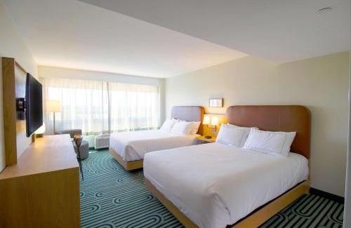 Clarksville Hotel | Doubletree By Hilton Clarksville Riverview
