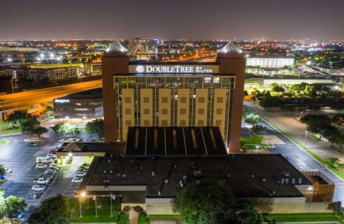 Richardson Hotel | DoubleTree by Hilton Dallas/Richardson