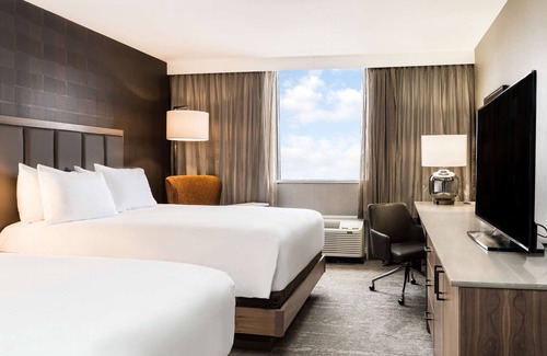 Rosemount Hotel | DoubleTree by Hilton Kitchener