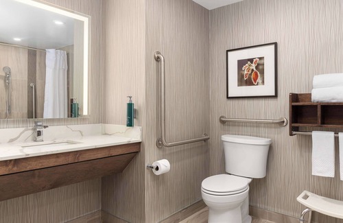 Rosemount Hotel | DoubleTree by Hilton Kitchener