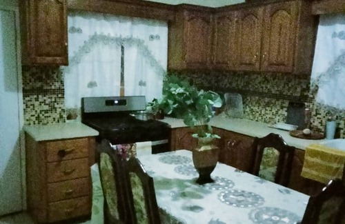 Portmore Apartamento | Doug Manor 2bedroom Apartment