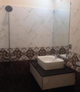 Garden Town Hotel | Dove INN Express
