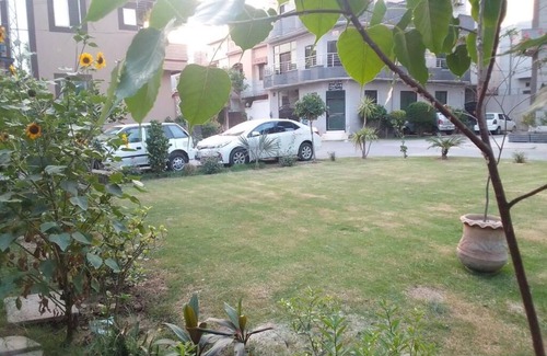 Lahore Casa | Dove Inn Family Residency