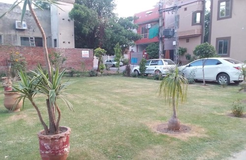 Lahore Casa | Dove Inn Family Residency