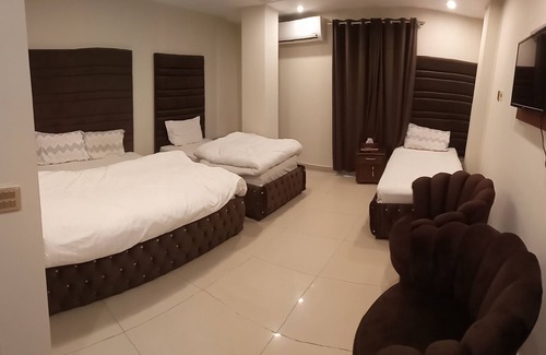 Lahore Hotel | Dove Inn Hotel Barket Market