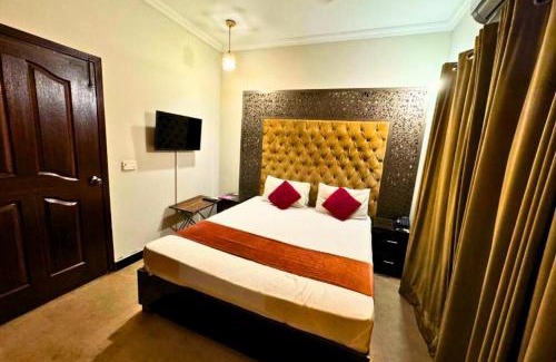 Garden Town Hotel | Doves Inn Hotel kalma Chowk