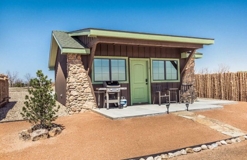 Canyon Cabina | Doves Rest Cabins - Phantom Cabin on the North Rim of Palo Duro Canyon