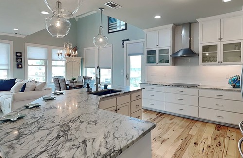Isla Del Sol Casa | Down by the Bay | Canal Front + Community Pool