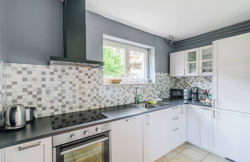 Most na Soci Apartamento | Down floor ap with 1 bedroom, airco, tv, new kitchen and own lake side terrace