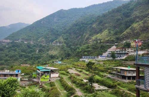 Bullawala Casa | Down Hill Homestays