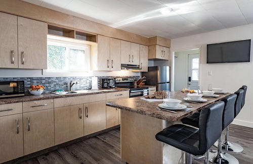 Revelstoke Casa | Downie Cottage by Revelstoke Vacations