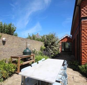 Deal Casa | Downs Cottage