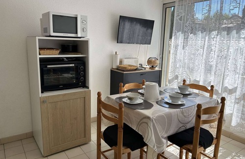 Le Grau-Du-Roi Apartamento | Apartamento céntrico con parking, a pasos de la playa y puerto