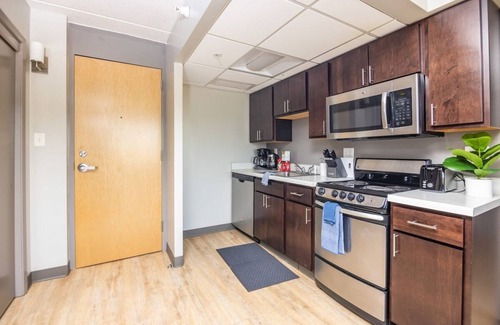 Downtown Des Moines Apartamento | Downtown 1BR by Steps from Wells FREE PARKING