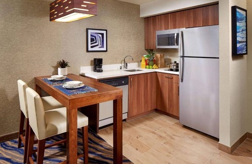 University Heights Casa | Downtown and the beach within easy reach