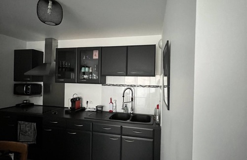 Viarmes Apartamento | Downtown apartment