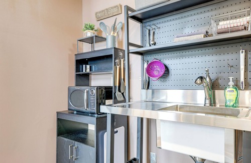 Lancaster Apartamento | Downtown Apt: 23 Mi to Hocking Hills State Park