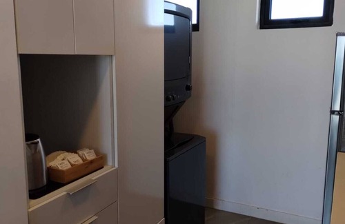 Avenida Revolucion Apartamento | Downtown Apt with Balcony City View, Gym & Lounge