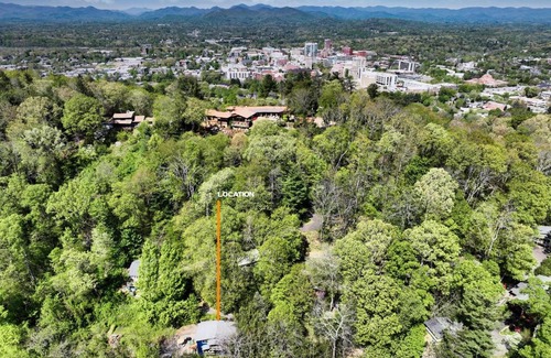 Kenilworth Chalet De Esquí | Downtown Asheville - Zurich Swiss Mountain Chalet