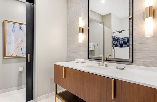 Fairlie-Poplar Historic District Complejo | Downtown Atlanta 1 Bedroom Presidential Unit!