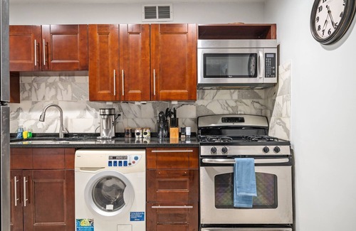 Old Fourth Ward Apartamento | City View Newly Renovated 3 Beds with Free Parking
