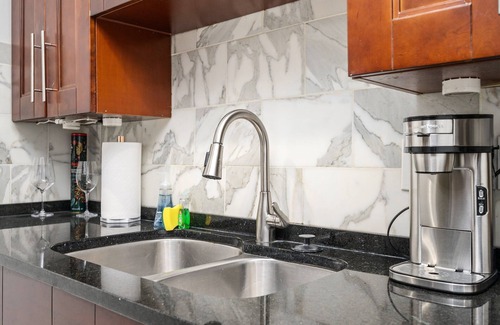 Old Fourth Ward Apartamento | City View Newly Renovated 3 Beds with Free Parking