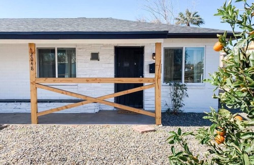 Encanto Casa | Downtown Barrio Bungalow