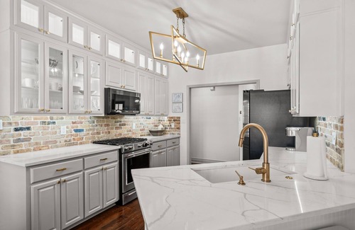 Boerne Casa | Downtown Boerne Oasis - within walking distance from Main St. activities!