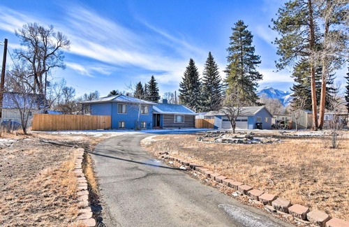Buena Vista Casa | Downtown Buena Vista Cabin with Patio and Grill!