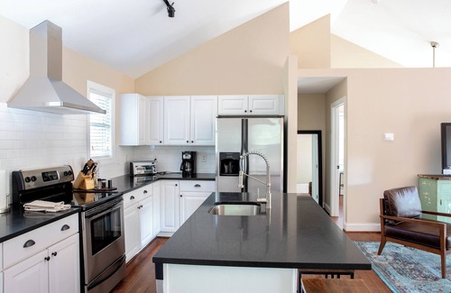 Fifeville Apartamento | El centro de Charlottesville Carriage House