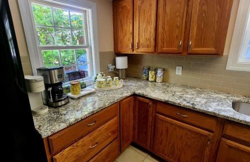 Cary Casa | Downtown Cary 1930s Bungalow - Great walkability