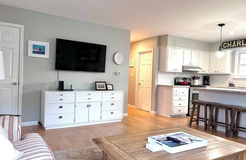 Charlevoix Casa | 13 y 14 de agosto; 25 a 30 de agosto + septiembre / octubre aperturas! DOWNTOWN Charlevoix HOME, 3Bd / 1bath