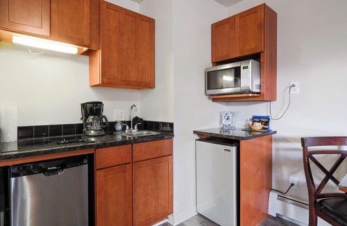 Charlevoix Condominio | ¿Por qué alquilar una habitación, cuando puede quedarse en una suite en el centro de Charlevoix?