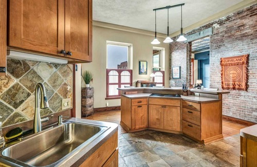 Downtown Cleveland Condominio | Downtown Cleveland Luxury 2BR Condo!