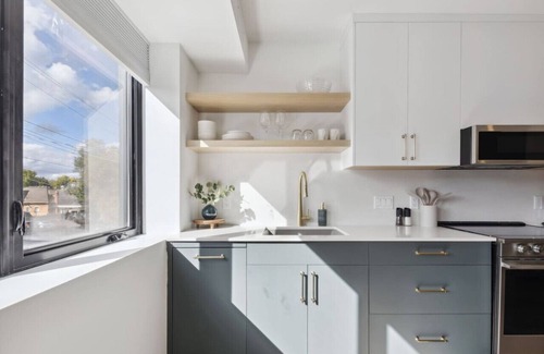 Collingwood Condominio | Downtown Collingwood Design Condo for 4 - 146 Hurontario Unit 5