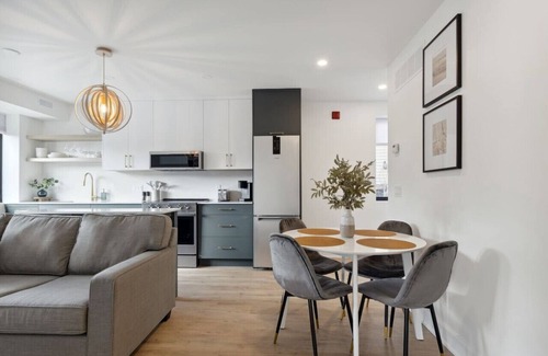 Collingwood Condominio | Downtown Collingwood Design Condo for 4 - 146 Hurontario Unit 5