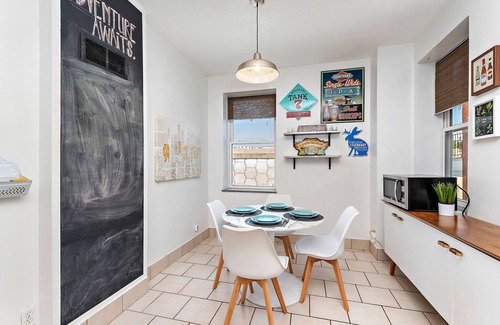 Downtown Kansas City Casa | Downtown Condo w/ City Views Walk to Streetcar