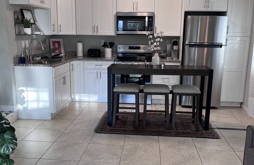 Lake Davis - Greenwood Apartamento | Downtown Cozy/Modern Studio