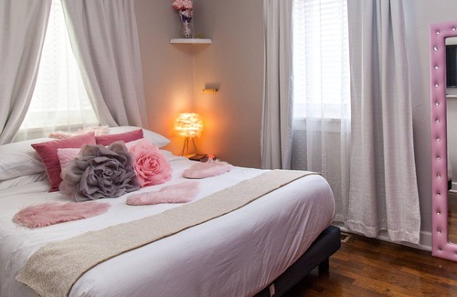 Barelas Casa | Downtown Darling: Pets + 1.2GB WiFi + New KIT + DT