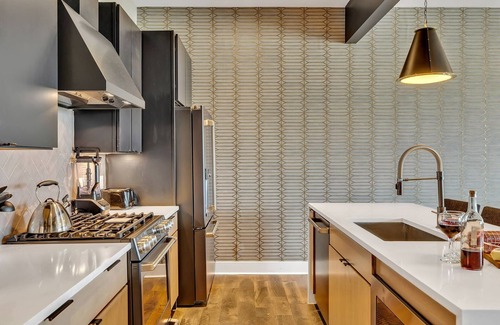 Edgehill Cabaña | Downtown Dolly - Heart of Gulch - Rooftop Hot Tub