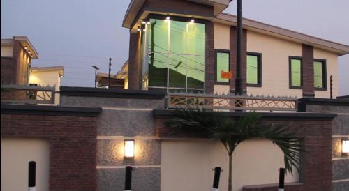 Ibadan Apartamento | Downtown EXECUTIVE APARTMENTS